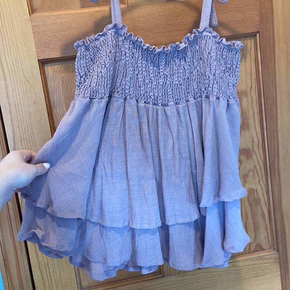 Knot Shoulder Layered Hem Shirred Cami Top - Picture 4 of 6